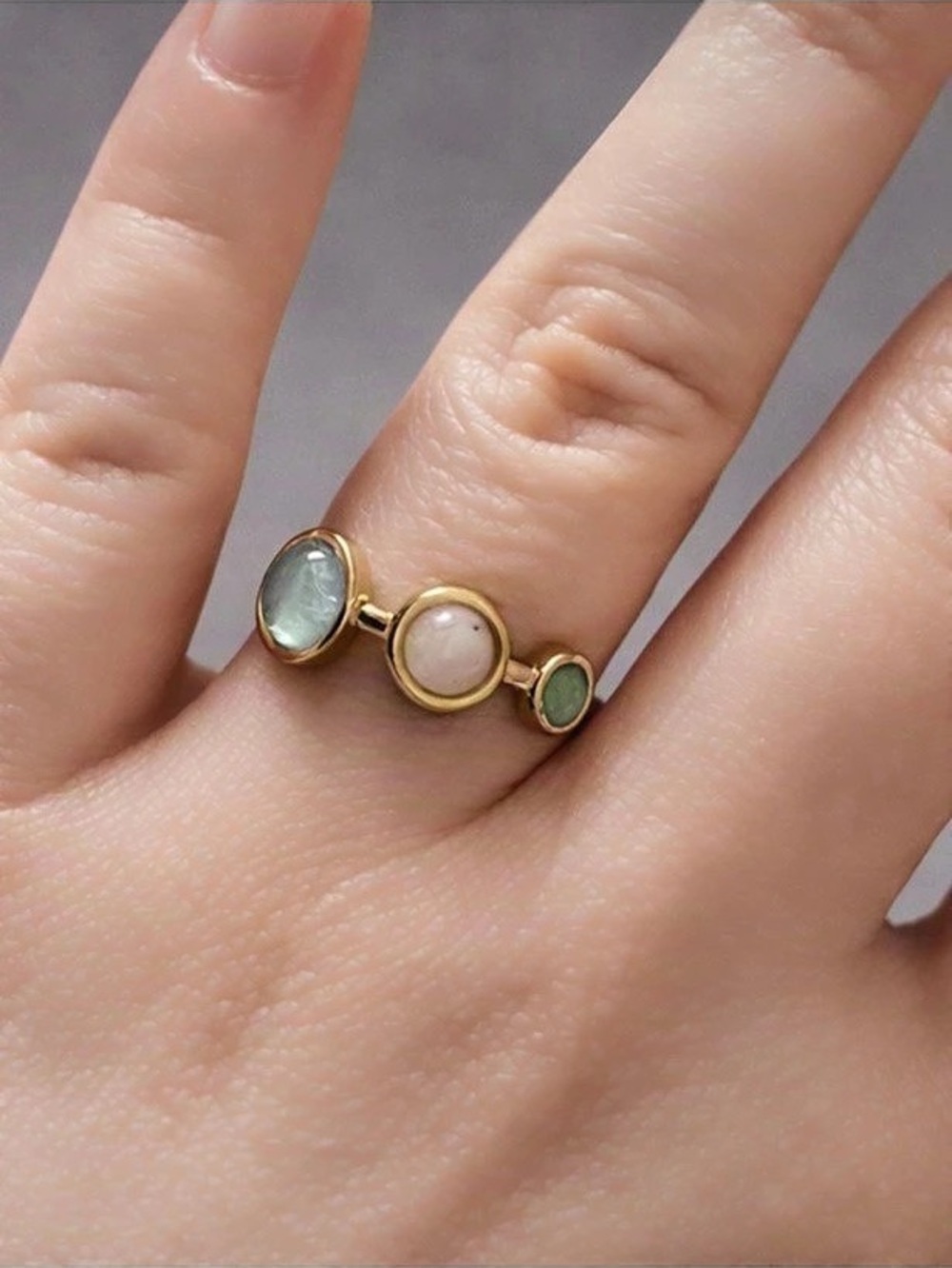 Three-Stone Gemstone Ring in Gold & Green Like New